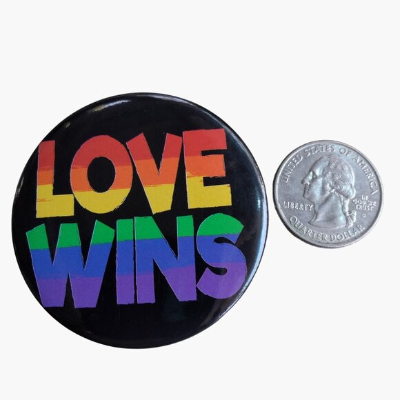 Love Wins Rainbow LGBTQ Pride Button Pin Badge - Picture 3 of 3